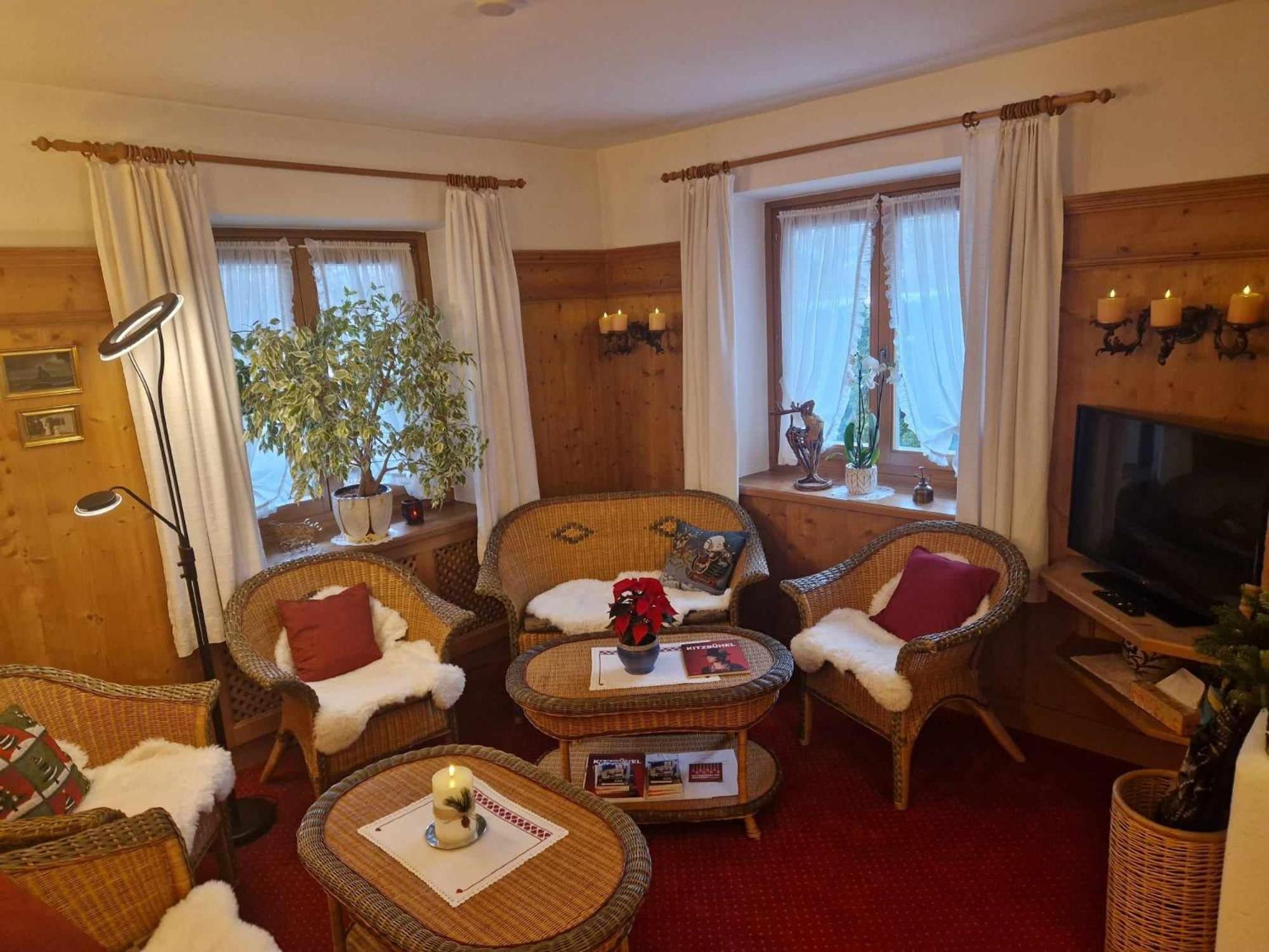 Pension Alpenrose Кицбюэль Экстерьер фото